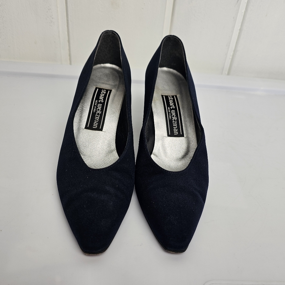 Vintage Stuart Weitzman Navy Blue Silver Interior Kitten Heels 8W - Picture 1 of 6